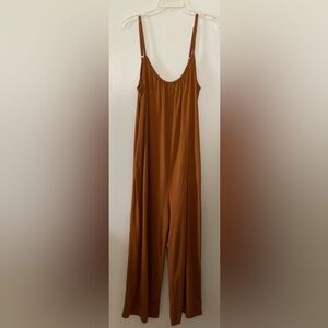 Jumpsuit with side pockets NWOT